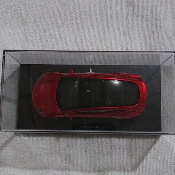 Tesla Model 3 Diecast 1/43 Car - Picture 5 of 16